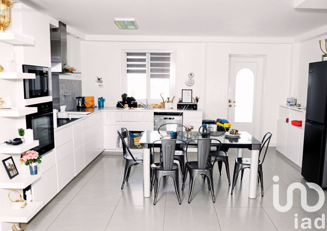 Photo 1 - Maison à SARCELLES