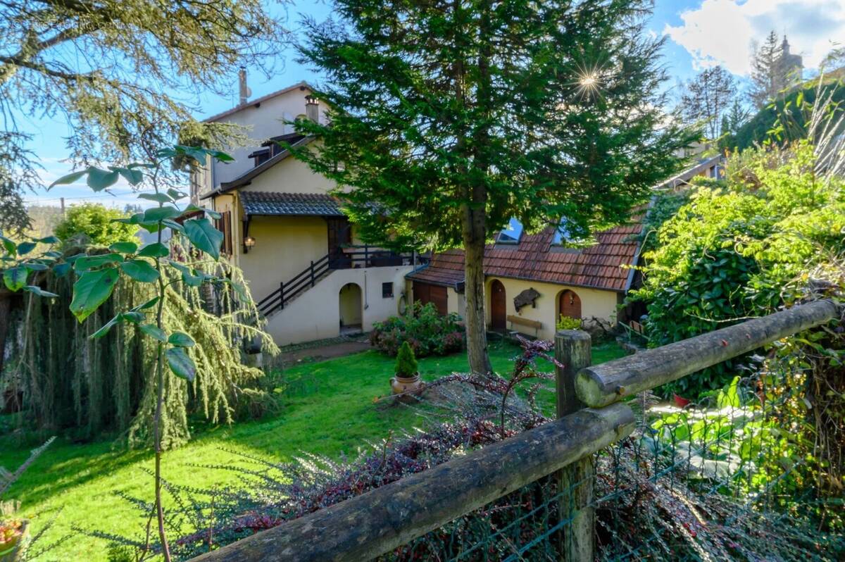 Maison à GRANDRIS
