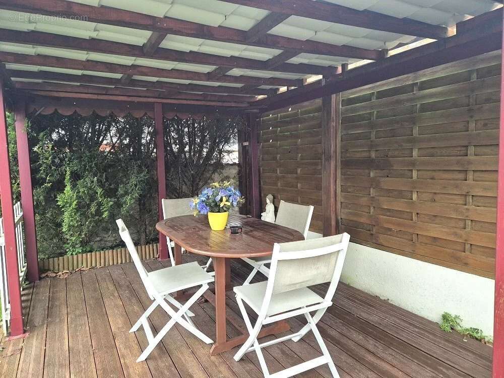 Maison à BEAUNE-LA-ROLANDE