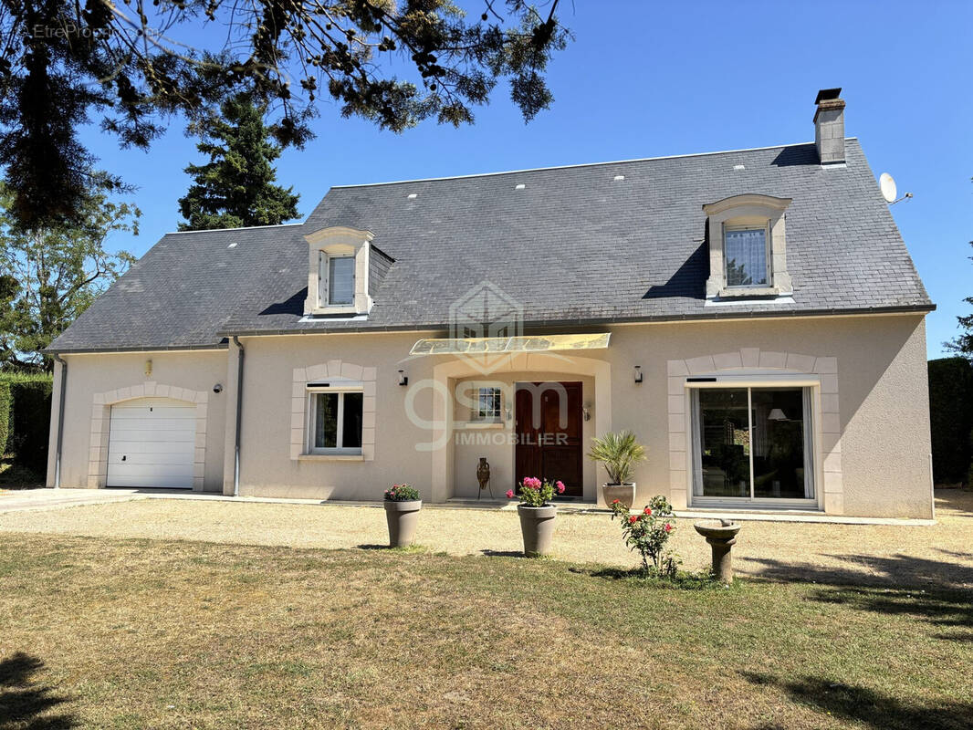 Maison à SAINTE-MAURE-DE-TOURAINE