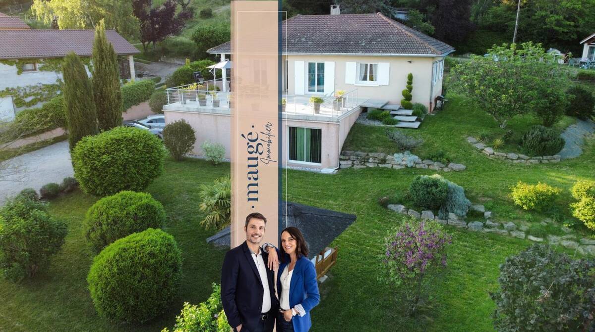 Maison à LUZINAY