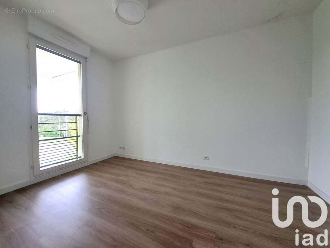 Photo 8 - Appartement à ELANCOURT
