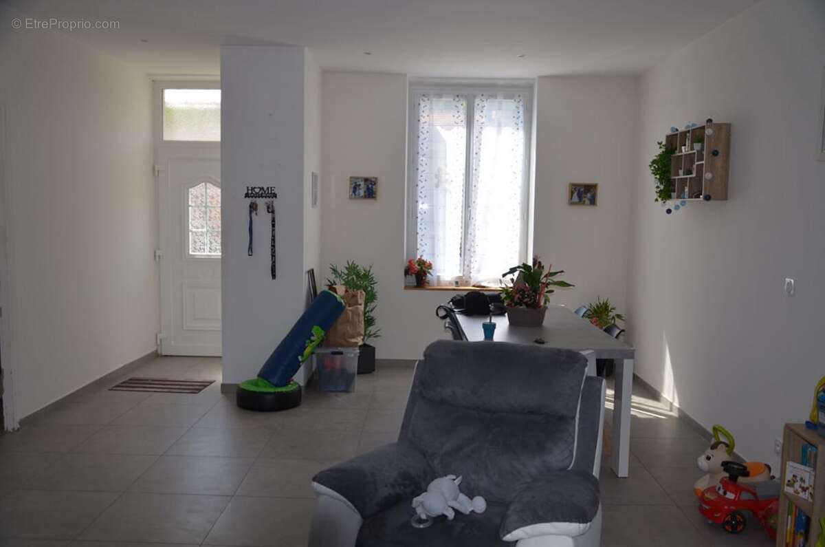 Maison à LE TEIL
