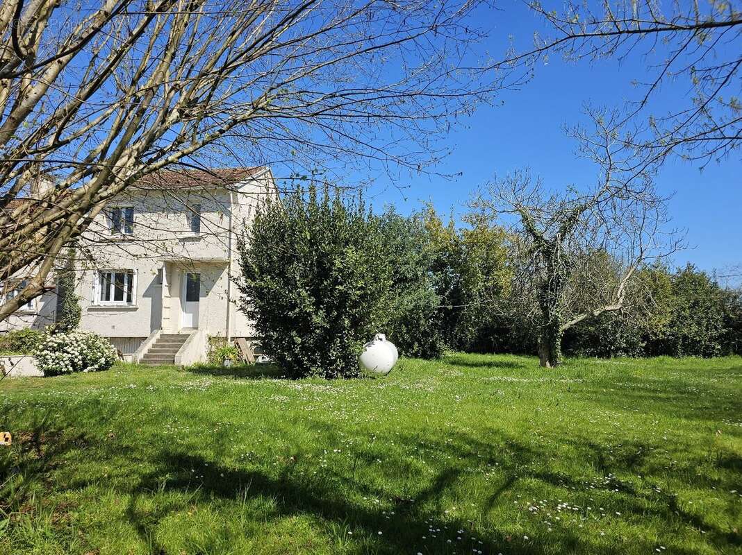 Maison à PUYOO