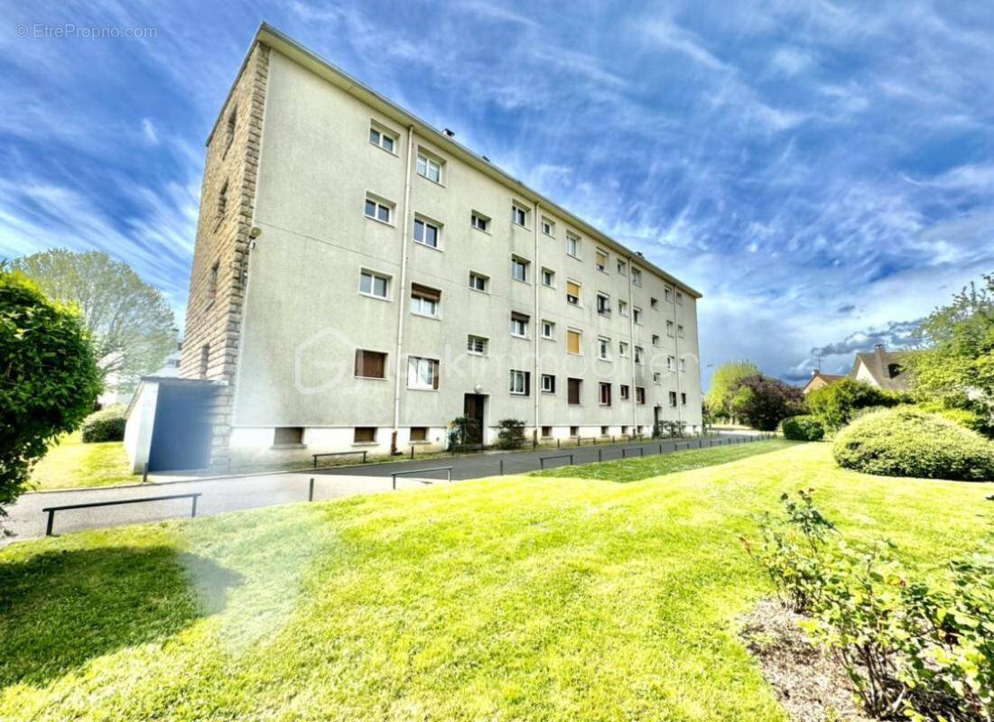 Appartement à LE PLESSIS-BOUCHARD