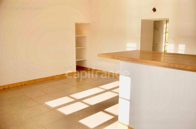 Appartement à PORT-LAUNAY