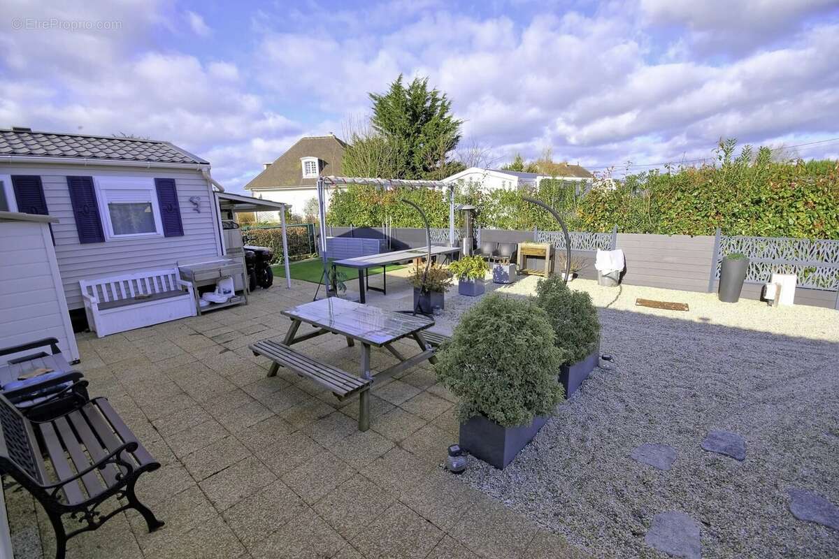 Maison à LION-SUR-MER