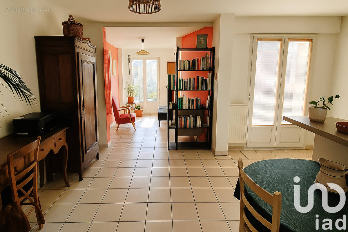 Photo 1 - Maison à DOMAGNE