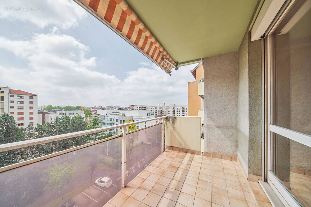 Appartement à LYON-8E