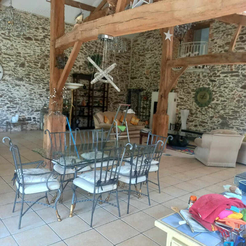 Maison à AUBIGNY