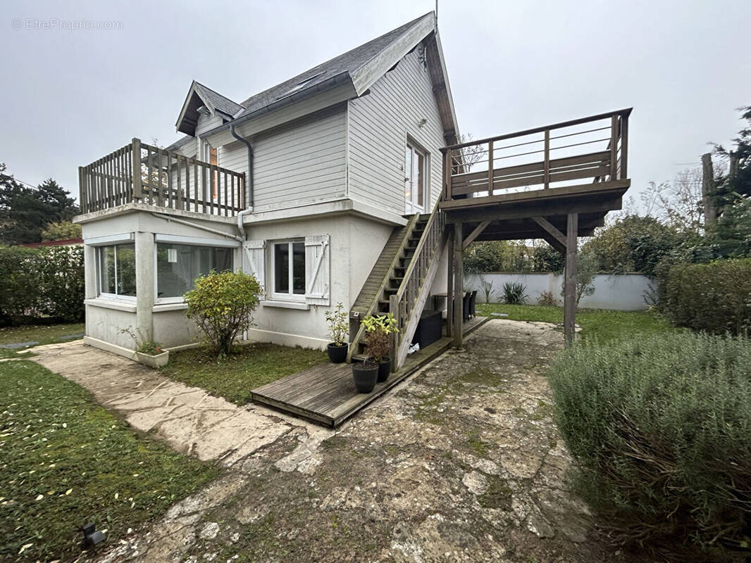 Maison à VARAVILLE