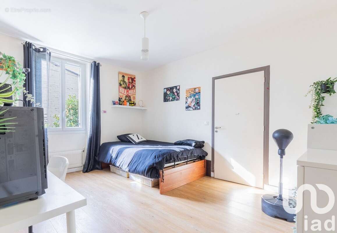 Photo 9 - Appartement à VIRY-CHATILLON
