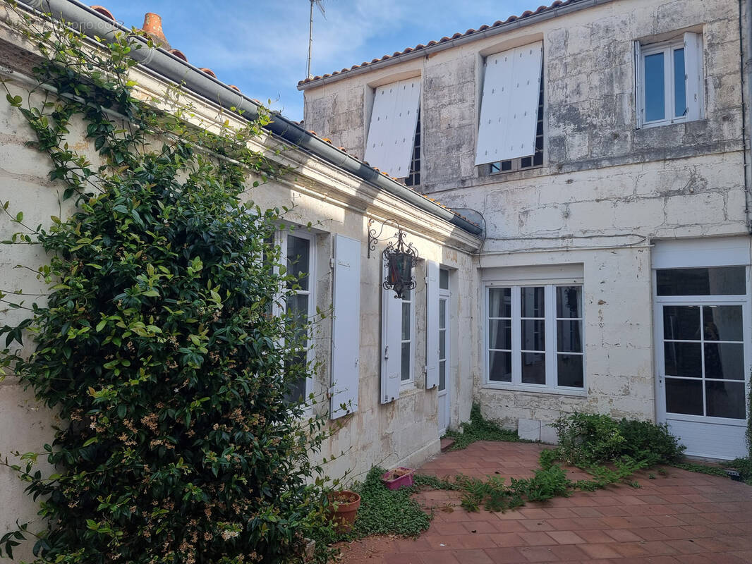 Maison à ROCHEFORT