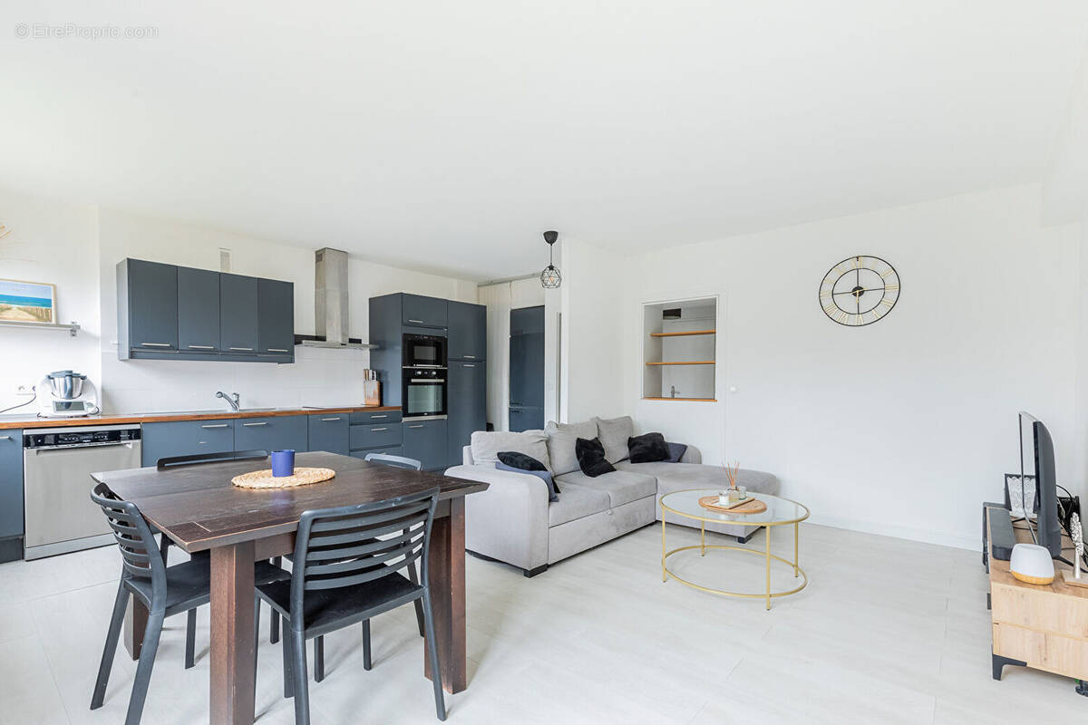 Appartement à BIEVRES