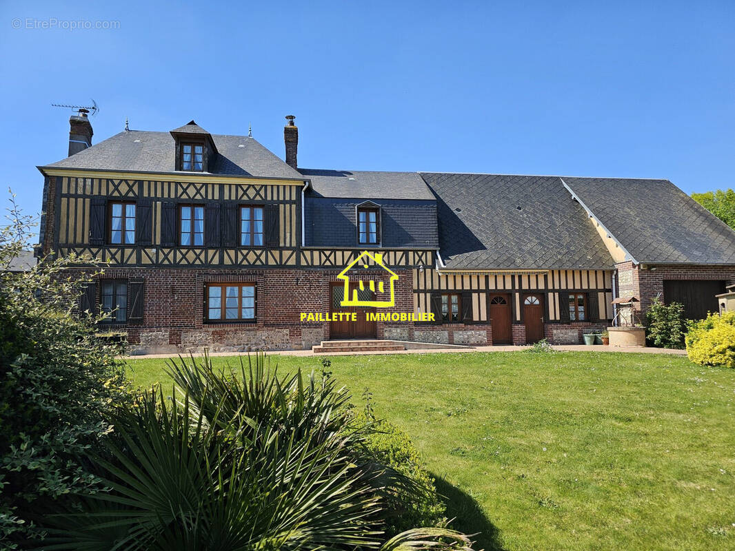Maison à BEUZEVILLE-LA-GRENIER