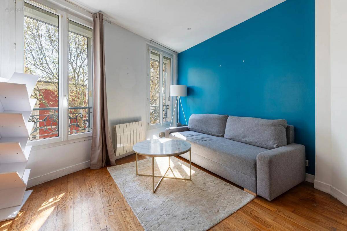 Appartement à PARIS-17E