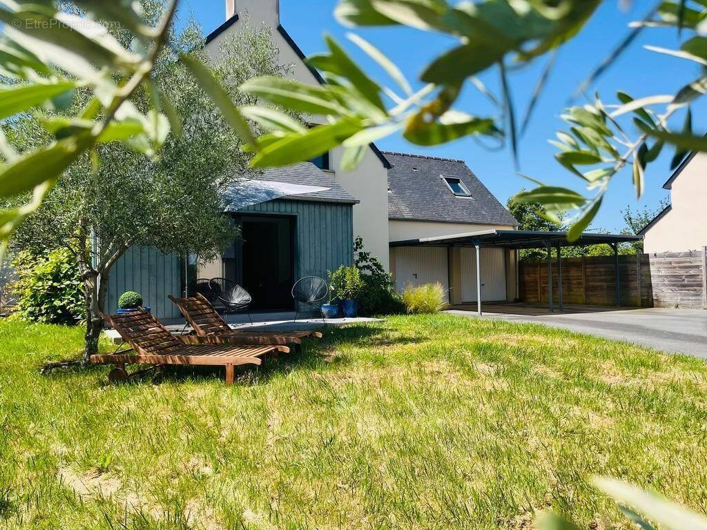 Maison à CHATEAUNEUF-D&#039;ILLE-ET-VILAINE