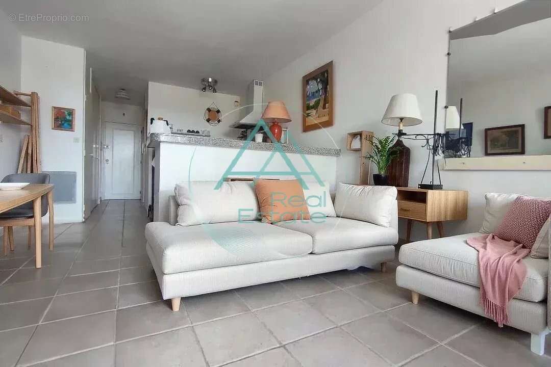 Appartement à COGOLIN
