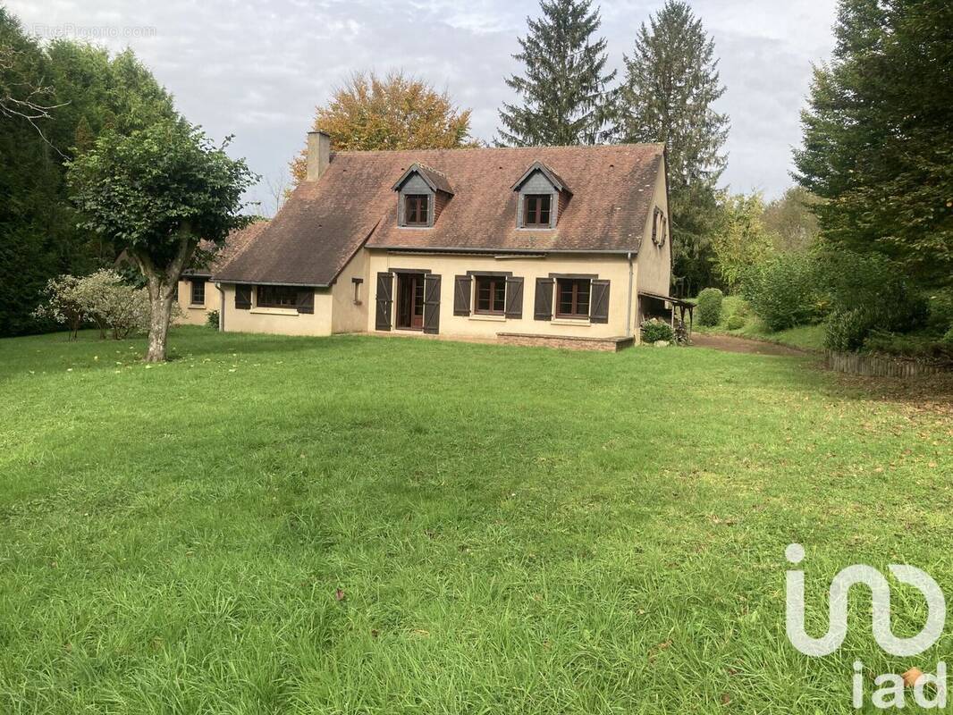 Photo 1 - Maison à YVRE-LE-POLIN