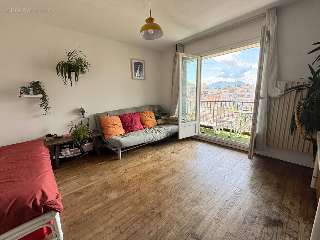 Appartement à GRENOBLE
