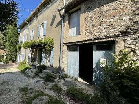Maison à EYGALIERES