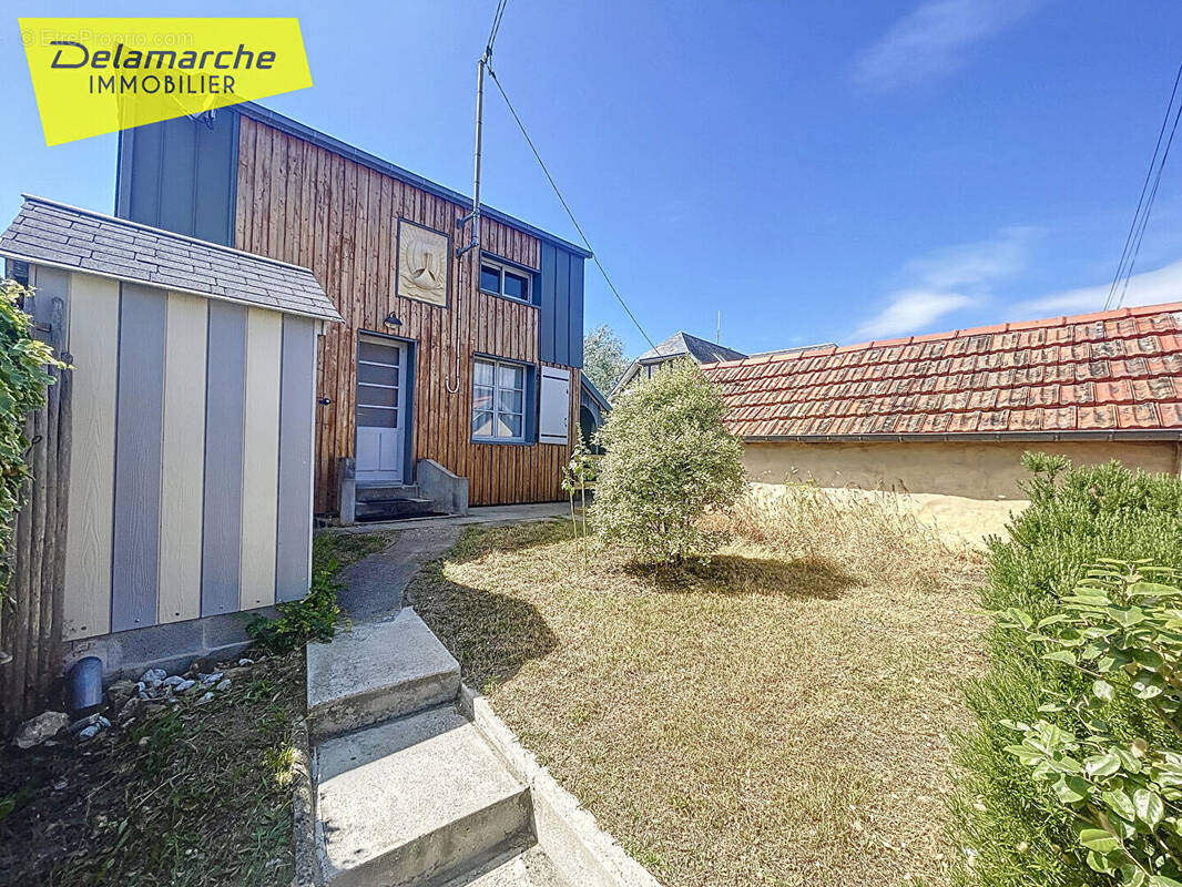 Maison à BREHAL