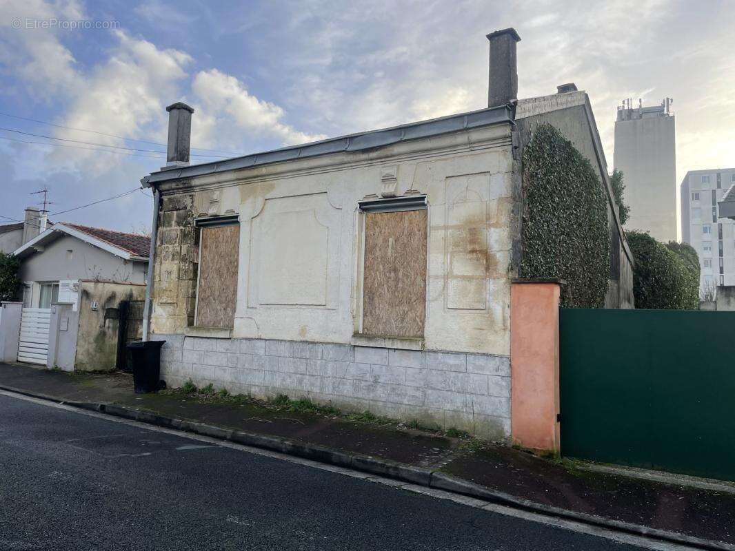 Maison à LE BOUSCAT