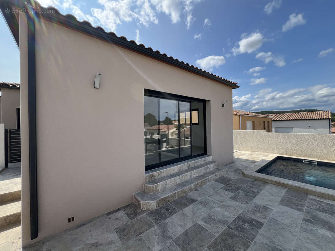Maison à CRUZY