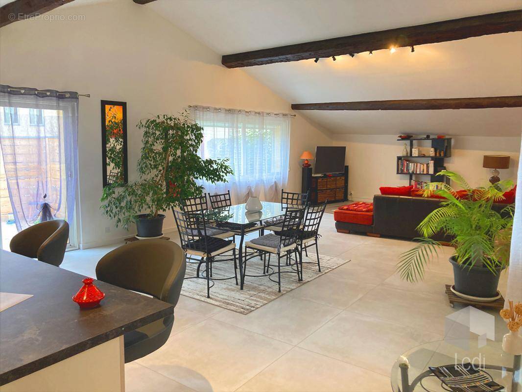 Appartement à MONTELIMAR
