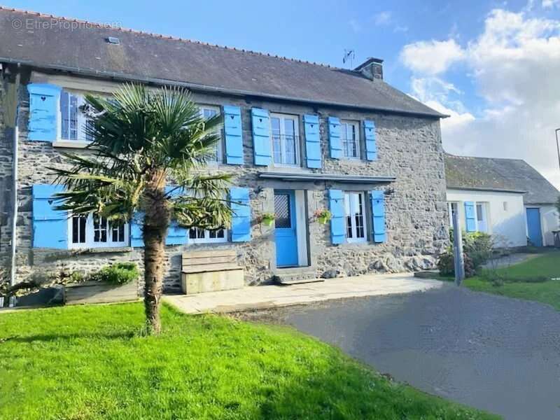 Maison à MERDRIGNAC