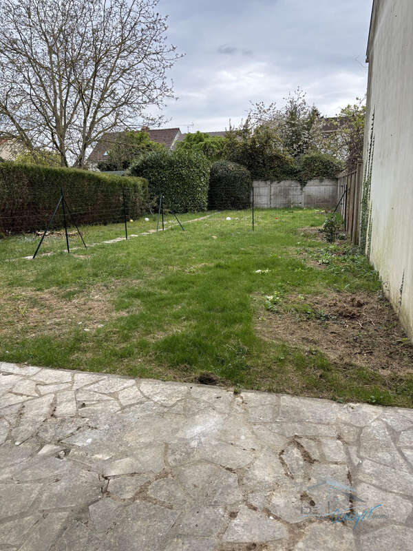 Appartement à LARDY