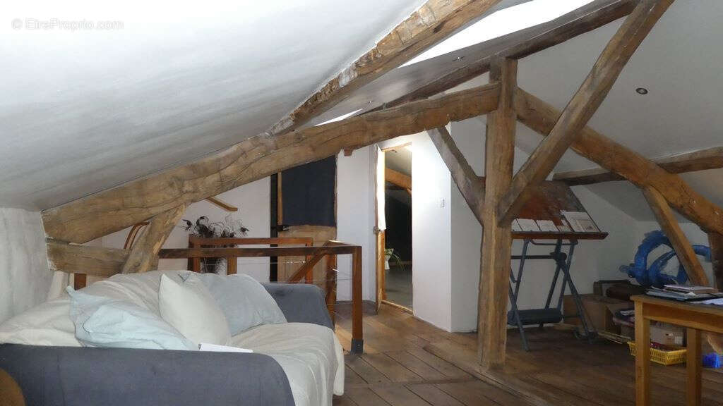 Maison à SAINT-BONNET-BRIANCE