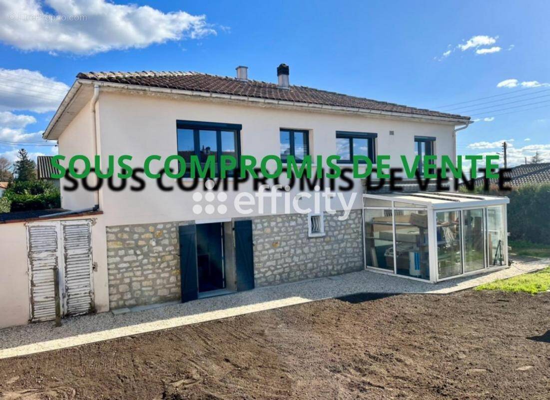 Maison à LINARS