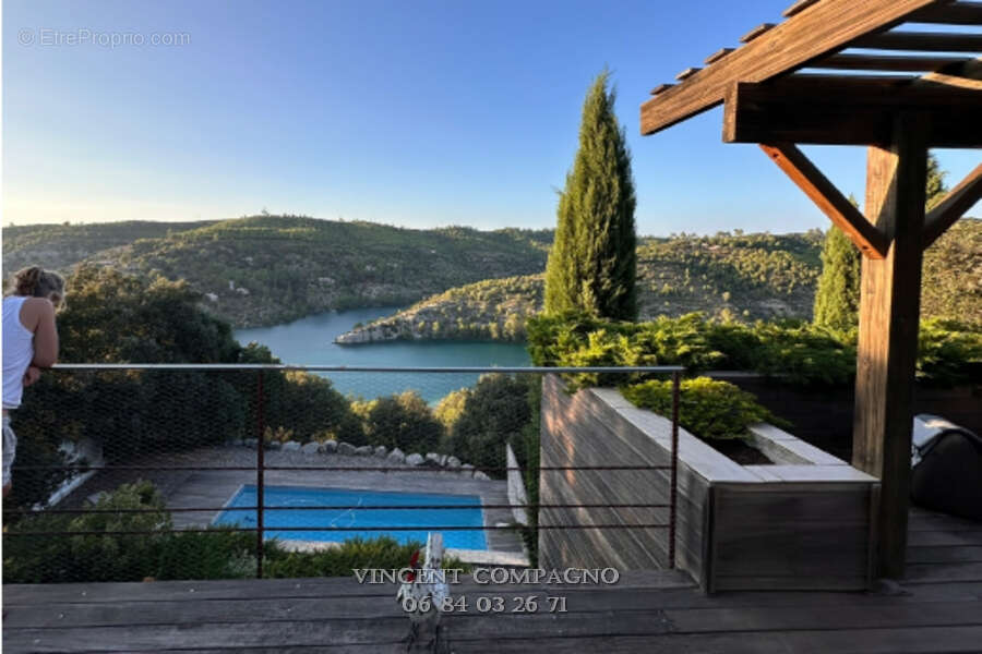 Maison à ESPARRON-DE-VERDON
