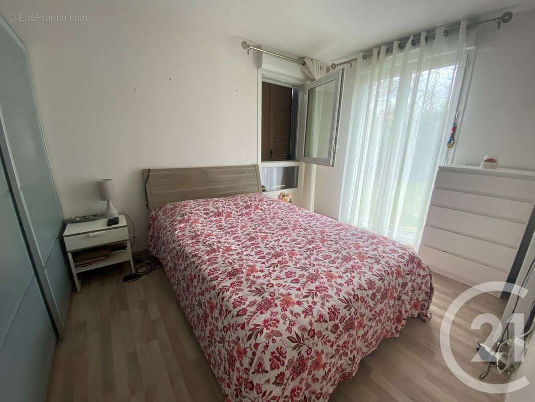 Appartement à CLAYE-SOUILLY