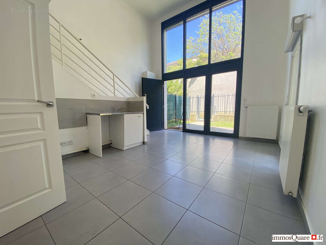 Appartement à LYON-8E