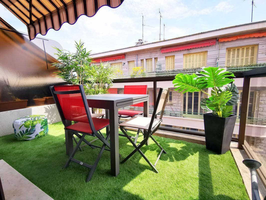 Appartement à NICE