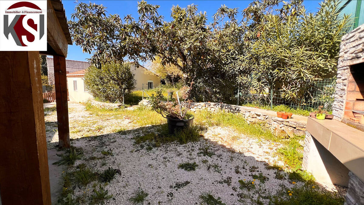 Maison à SEILLONS-SOURCE-D&#039;ARGENS