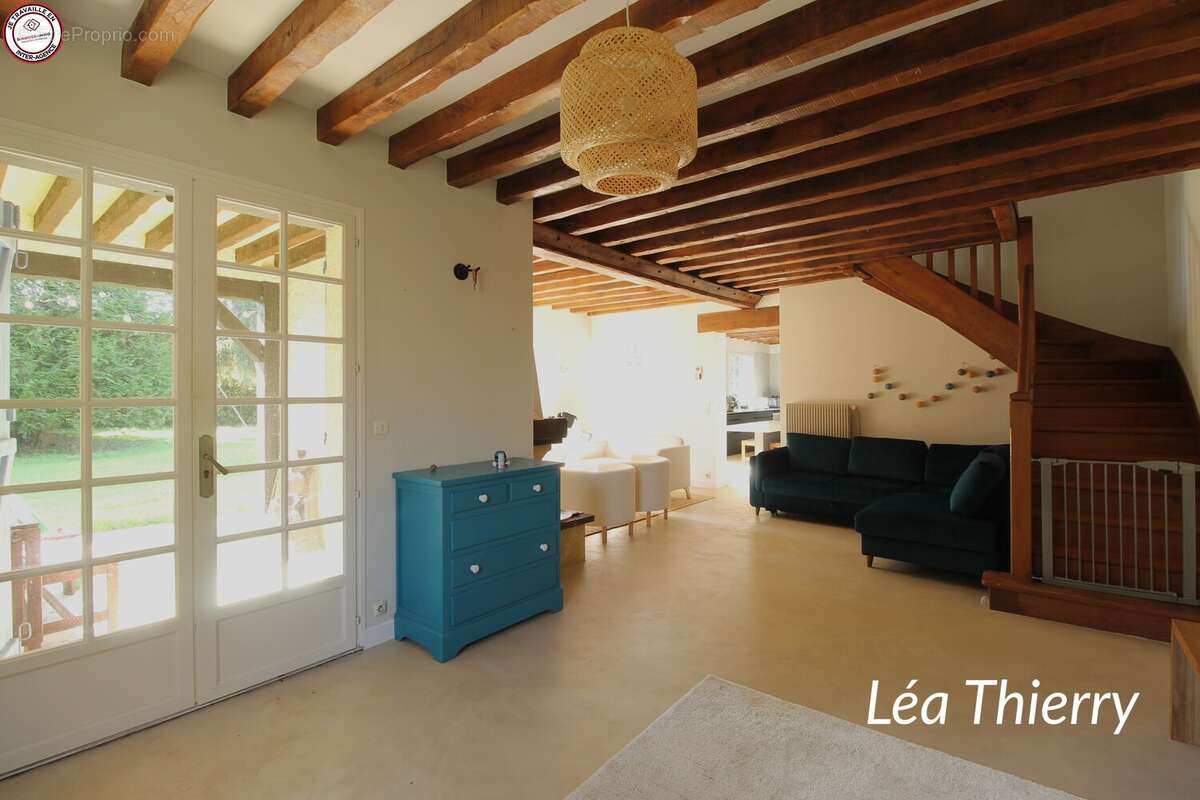 Maison à CHARLEVAL