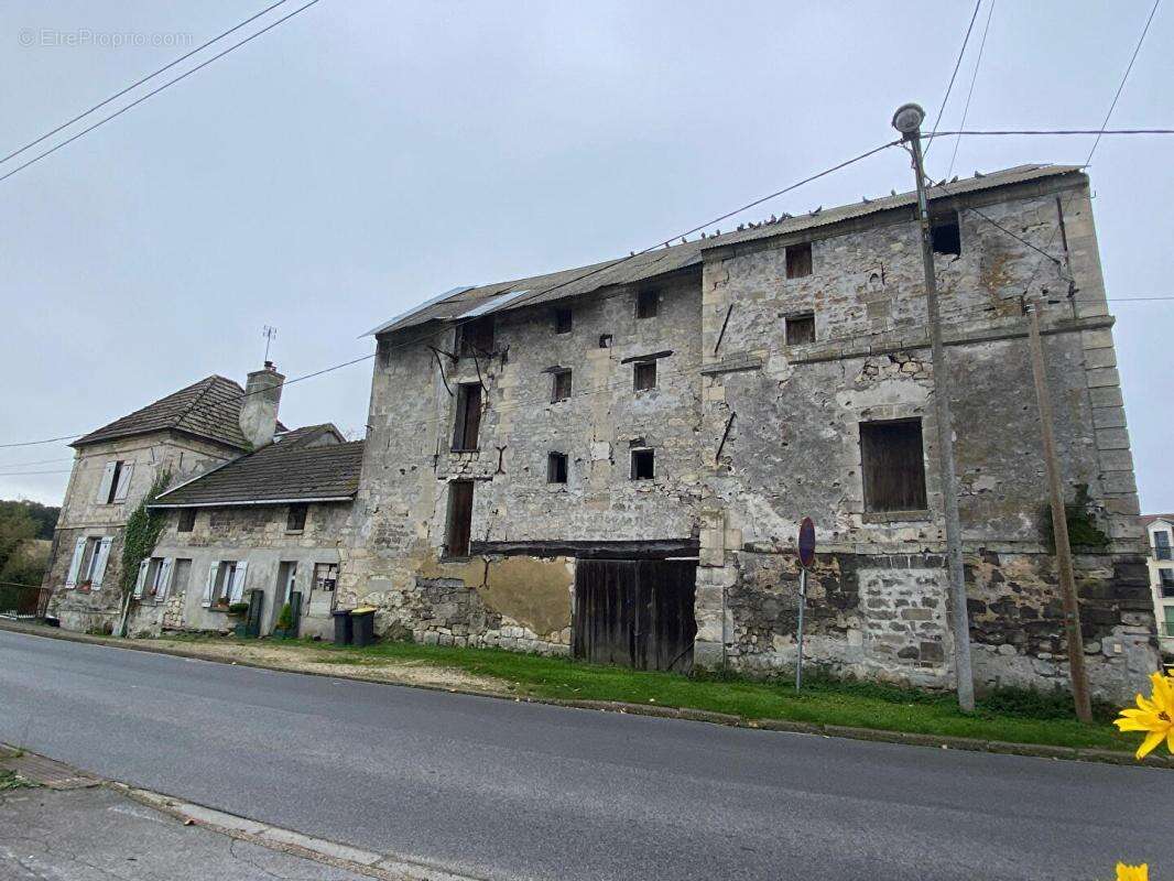 Maison à ORRY-LA-VILLE