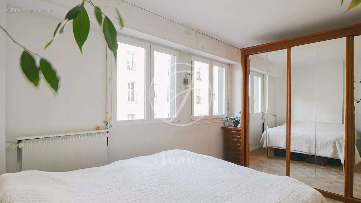 Appartement à PARIS-6E