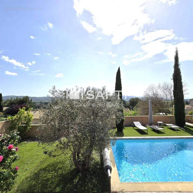 Photo 1 - Maison à CADENET