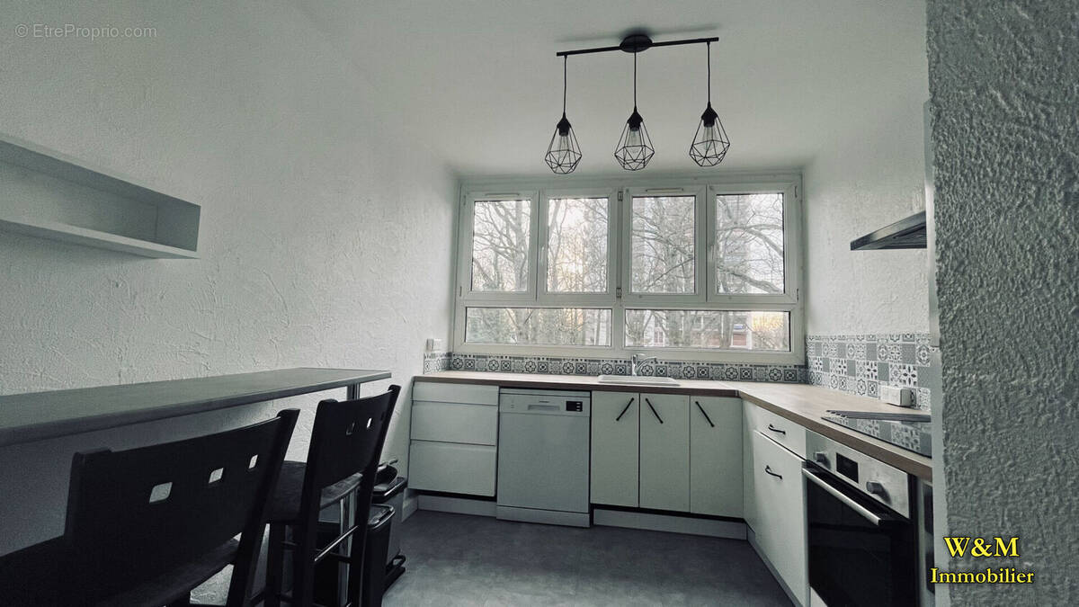 Appartement à SAINT-MICHEL-SUR-ORGE