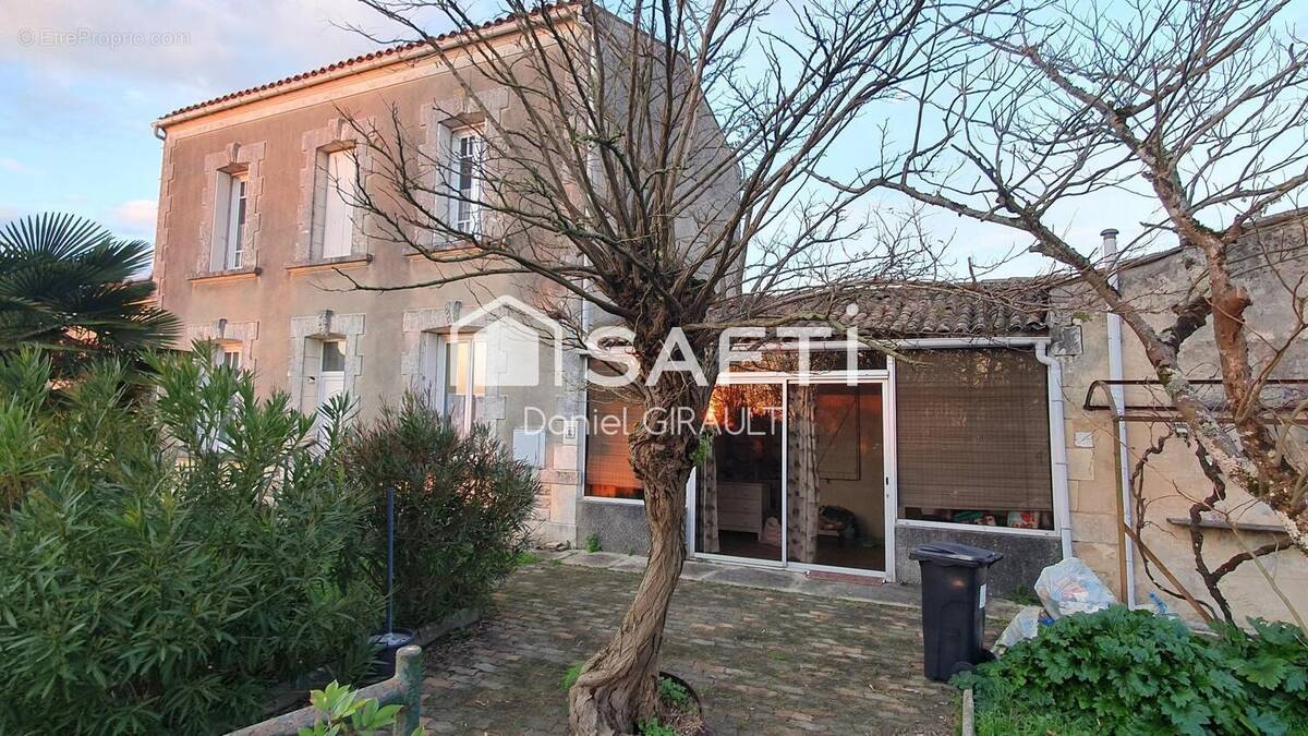 Photo 1 - Maison à NIEULLE-SUR-SEUDRE