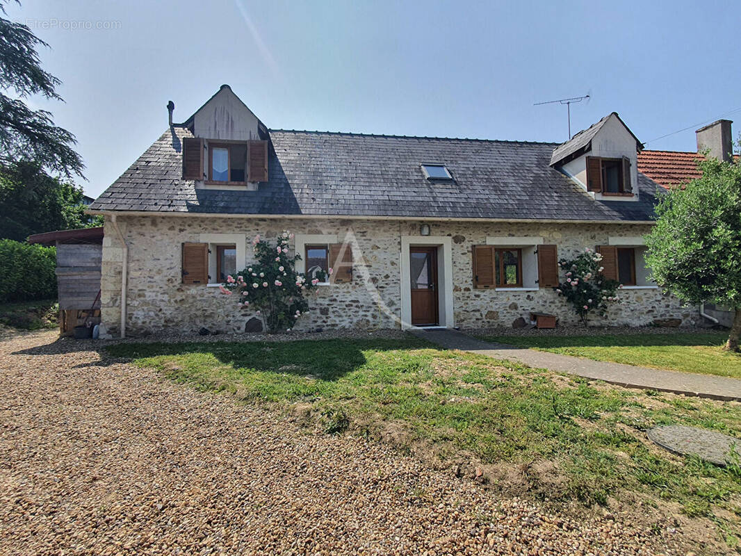 Maison à VILLENTROIS