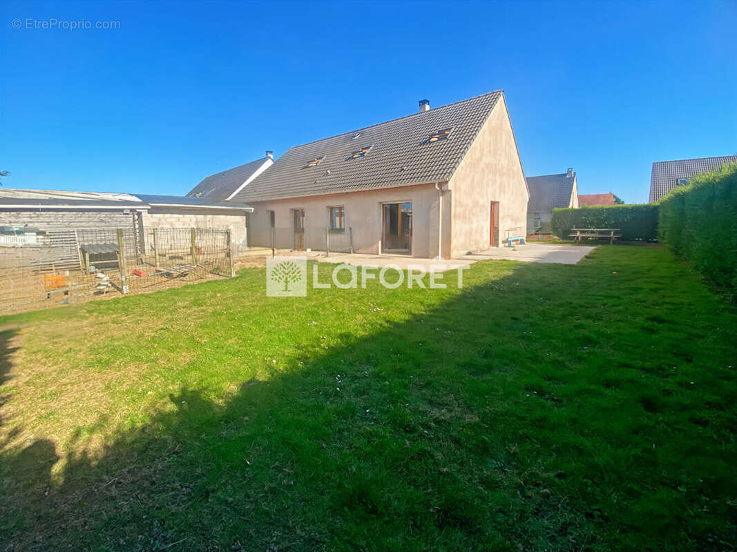 Maison à AUDRUICQ