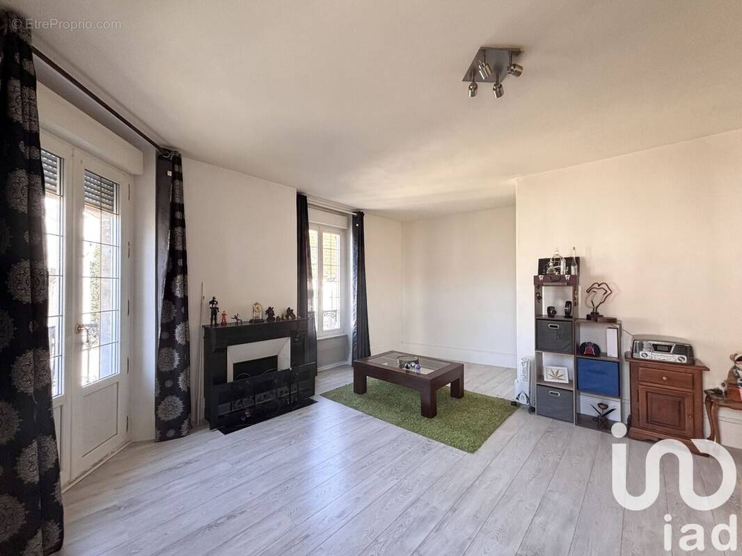 Photo 1 - Appartement à LA FERTE-SOUS-JOUARRE