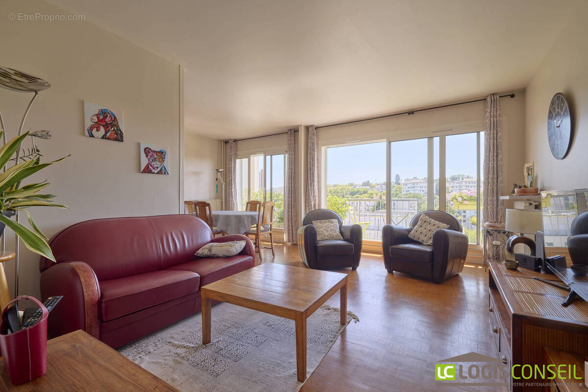 Appartement à CHATILLON