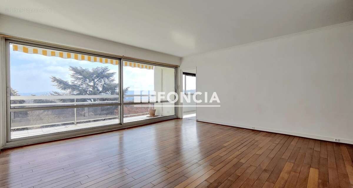 Appartement à MARLY-LE-ROI