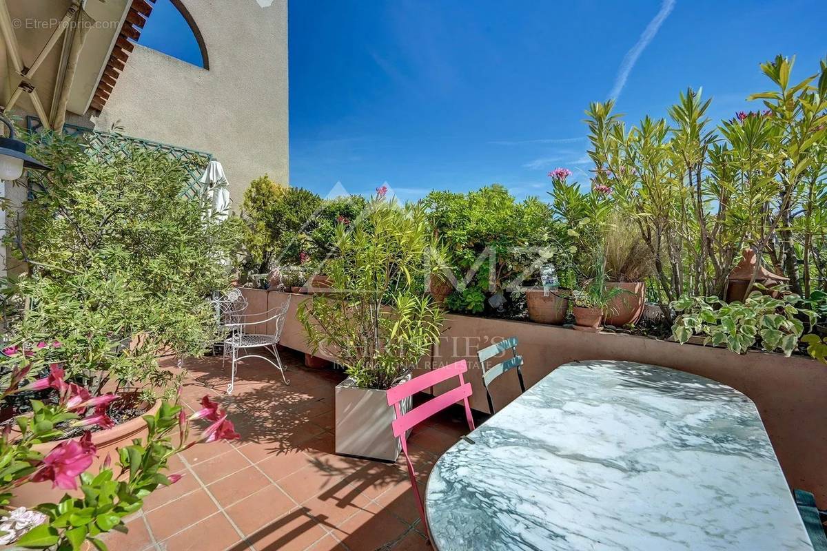 Appartement à AIX-EN-PROVENCE